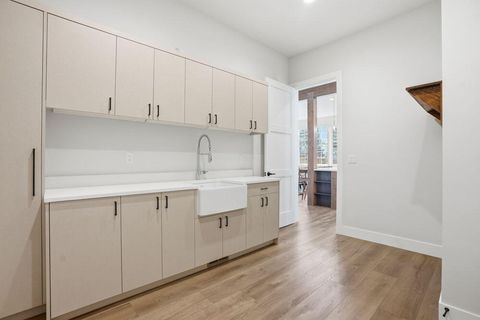 Tiny photo for 3068 NW Blodgett Way, Bend, OR 97703 (MLS # 220216892)