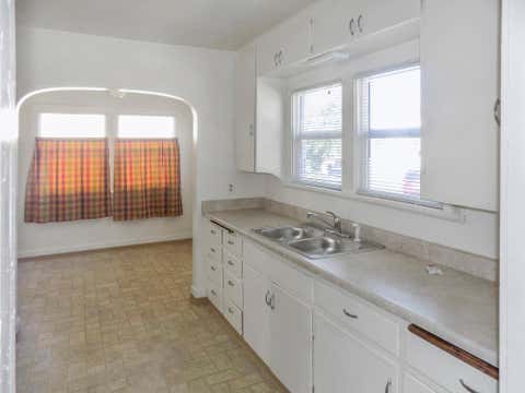Tiny photo for 346 Pacific Terrace, Klamath Falls, OR 97601 (MLS # 220224473)