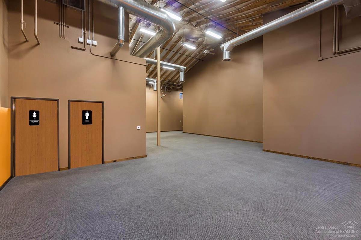 CLAB - Commercial Lease