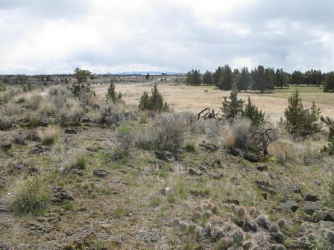 Tiny photo for 2525 NE Negus Way, Redmond, OR 97756 (MLS # 220176775)