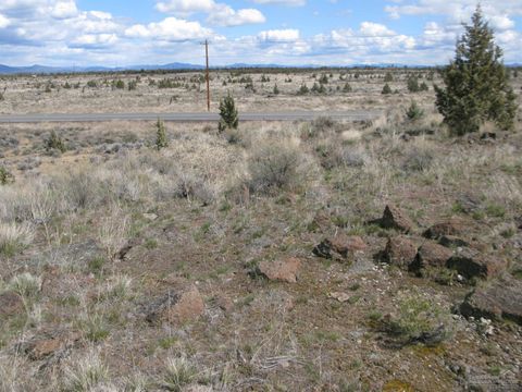 Tiny photo for 2525 NE Negus Way, Redmond, OR 97756 (MLS # 220176775)