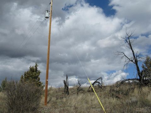 Tiny photo for 2525 NE Negus Way, Redmond, OR 97756 (MLS # 220176775)