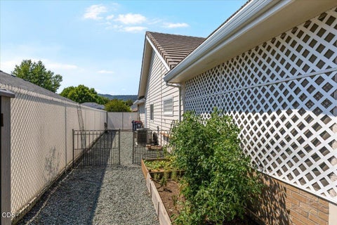 Tiny photo for 659 Jackson Creek Drive, Central Point, OR 97502 (MLS # 220226915)