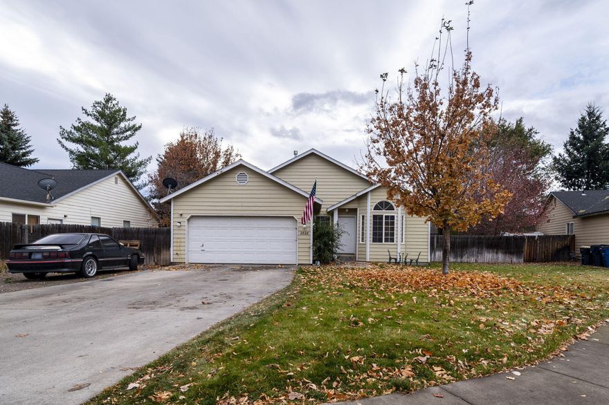 Tucked into a cul-de-sac in Southwest Redmond very near Sage Elementary you will find this 3 bedroom, 2 bathroom single level home. Updated flooring throughout. Attached 2 car garage. Fenced backyard. Hard to beat this price, excellent location and move-in ready home.