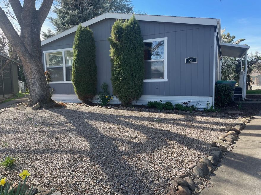 1989 double wide in a great park with pool, clubhouse, community park and tennis courts.
2-bedroom 2 bath, vaulted ceilings. Kitchen includes refrigerator, dishwasher, Stove. Open light and bright. Seller is willing to give carpet or paint allowance.