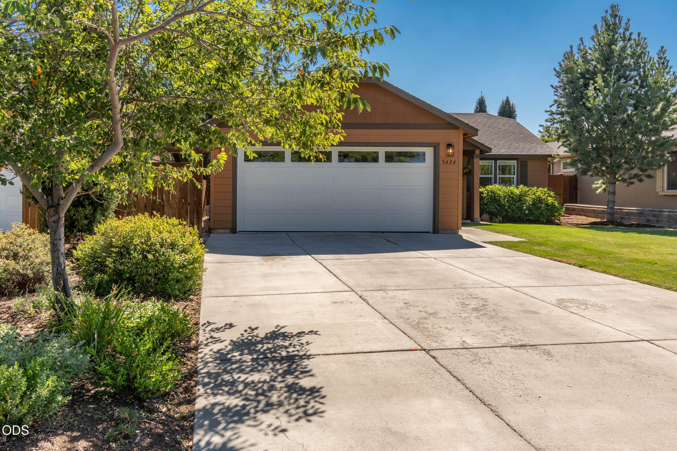 3434 NW Dogwood Avenue
