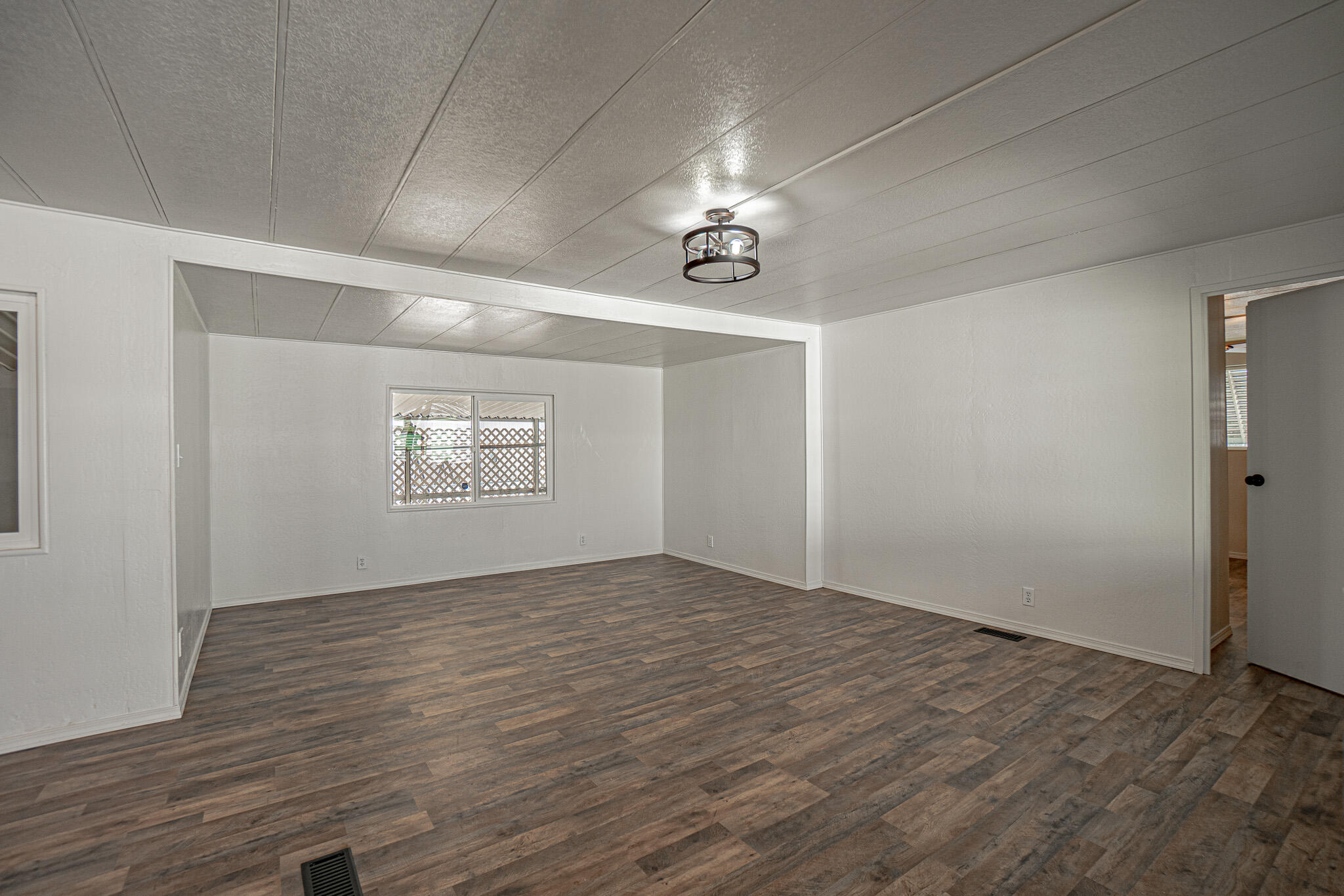 Rogue Lea Estates - Residential