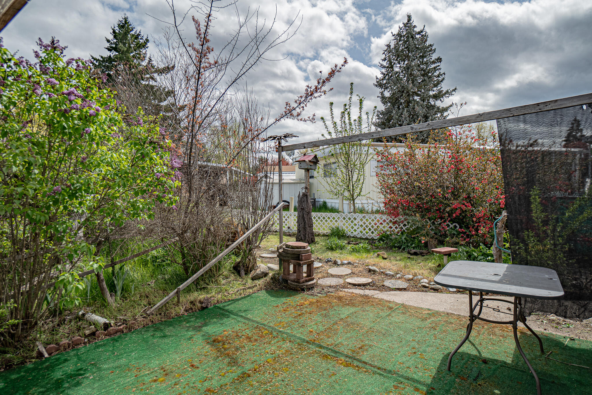 Rogue Lea Estates - Residential