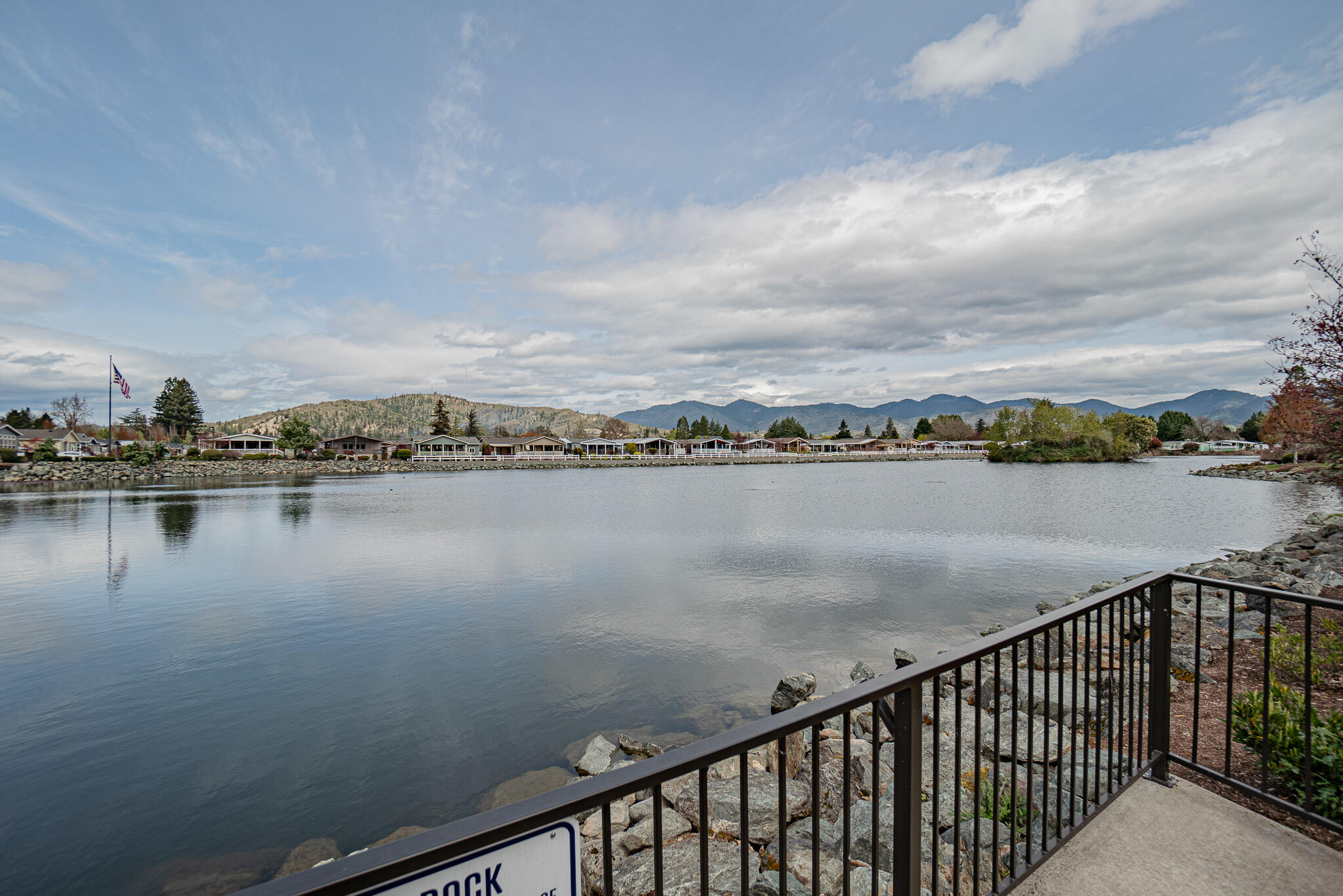 Rogue Lea Estates - Residential