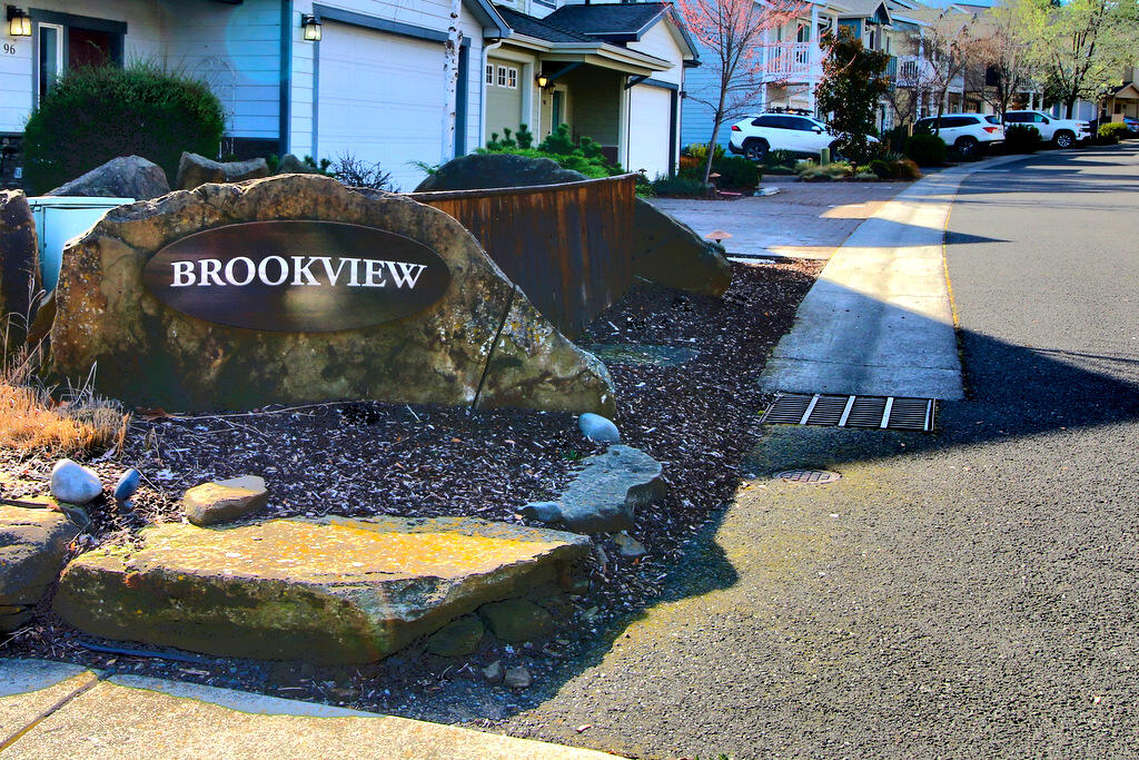 Brookview - Residential