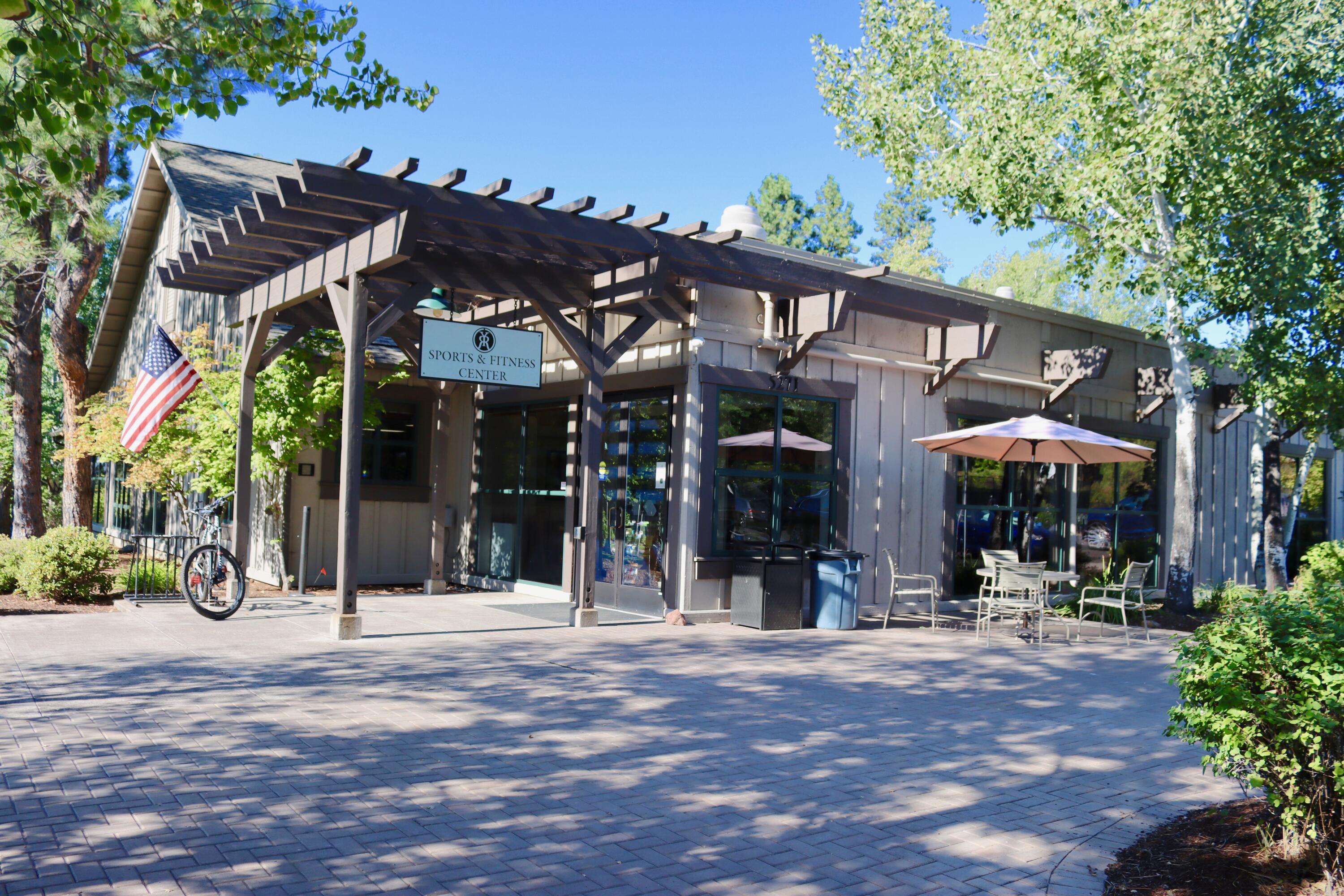 Running YResort - Land