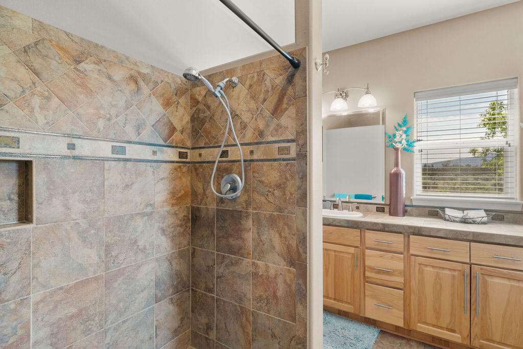 West Powell Butte Es - Residential