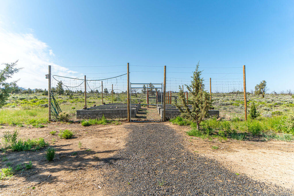 West Powell Butte Es - Residential