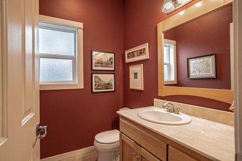 Tiny photo for 2729 Clay Creek Way, Ashland, OR 97520 (MLS # 220215152)