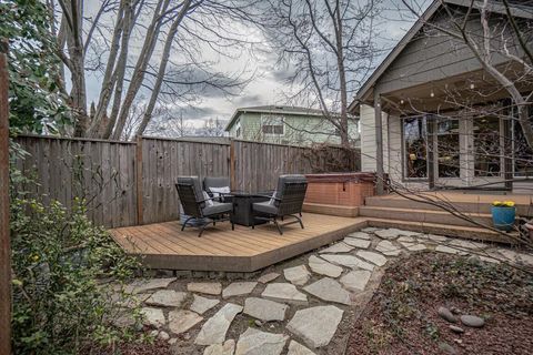 Tiny photo for 2729 Clay Creek Way, Ashland, OR 97520 (MLS # 220215152)