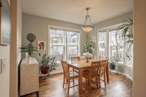 Tiny photo for 2729 Clay Creek Way, Ashland, OR 97520 (MLS # 220215152)