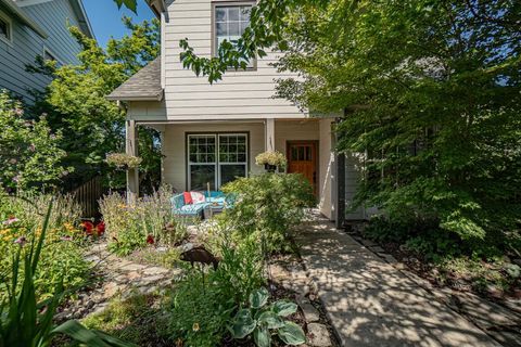 Tiny photo for 2729 Clay Creek Way, Ashland, OR 97520 (MLS # 220215152)