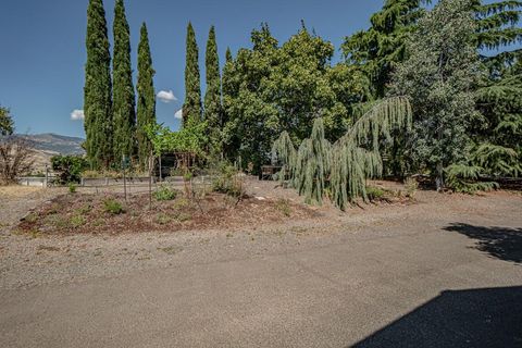 Tiny photo for 2729 Clay Creek Way, Ashland, OR 97520 (MLS # 220215152)