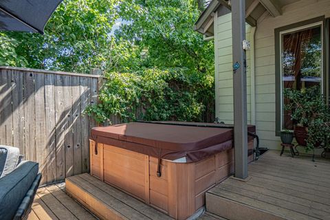 Tiny photo for 2729 Clay Creek Way, Ashland, OR 97520 (MLS # 220215152)