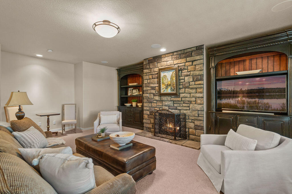 River Canyon Estates - Residential