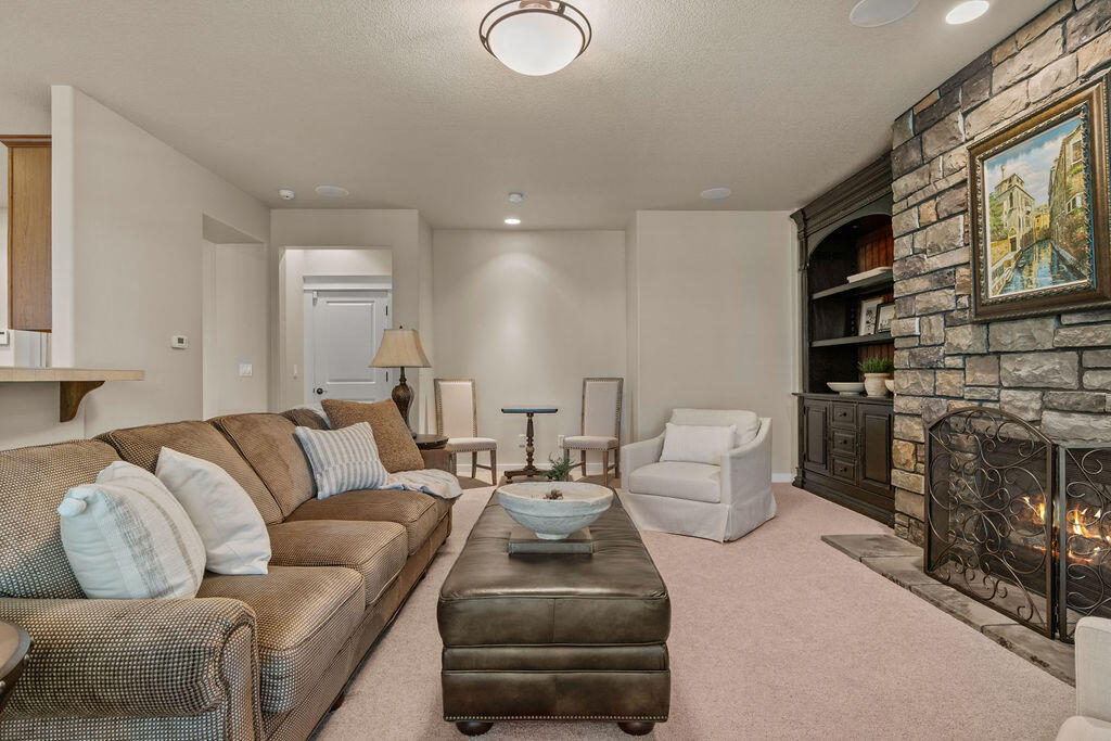 River Canyon Estates - Residential