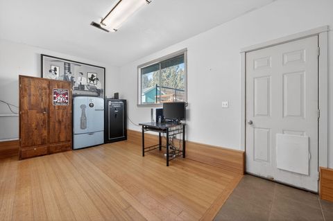 Tiny photo for 21058 Azalia Avenue, Bend, OR 97702 (MLS # 220213045)