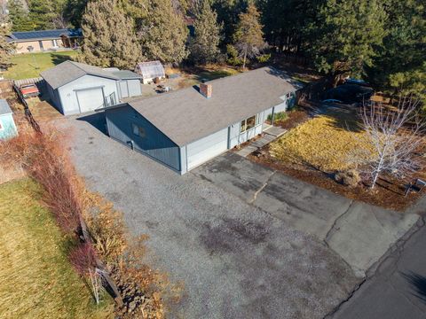 Photo of 21058 Azalia Avenue, Bend, OR 97702 (MLS # 220213045)