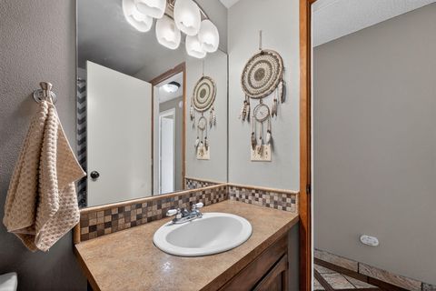 Tiny photo for 21058 Azalia Avenue, Bend, OR 97702 (MLS # 220213045)