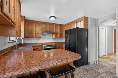 Tiny photo for 21058 Azalia Avenue, Bend, OR 97702 (MLS # 220213045)