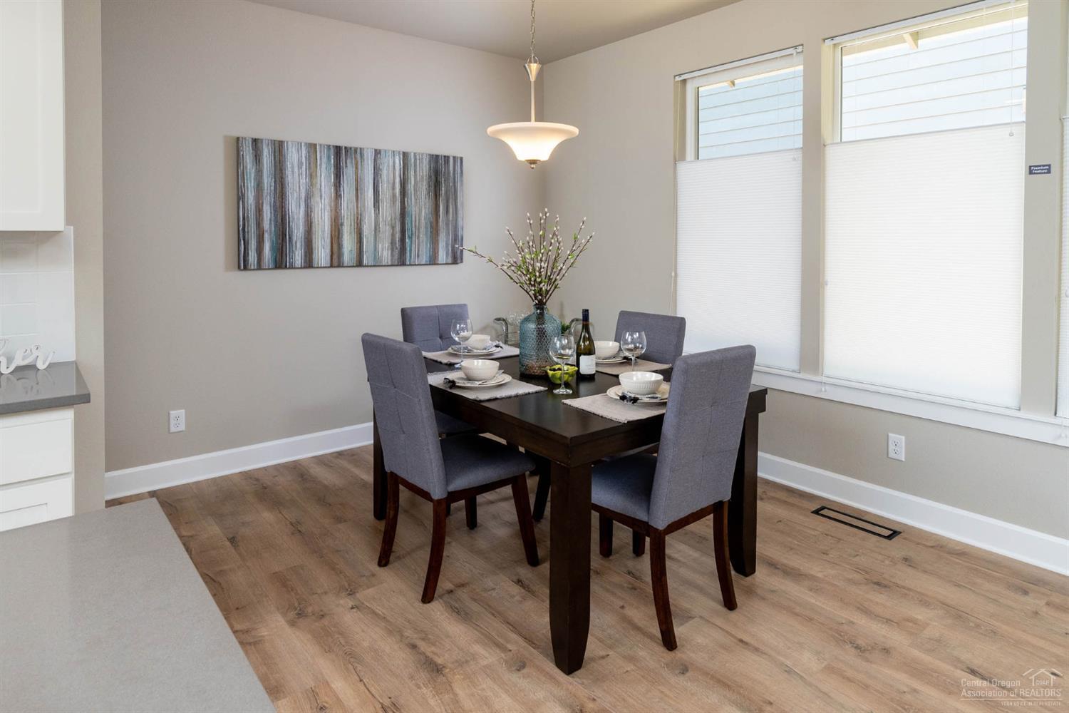 SaddleStone - Residential