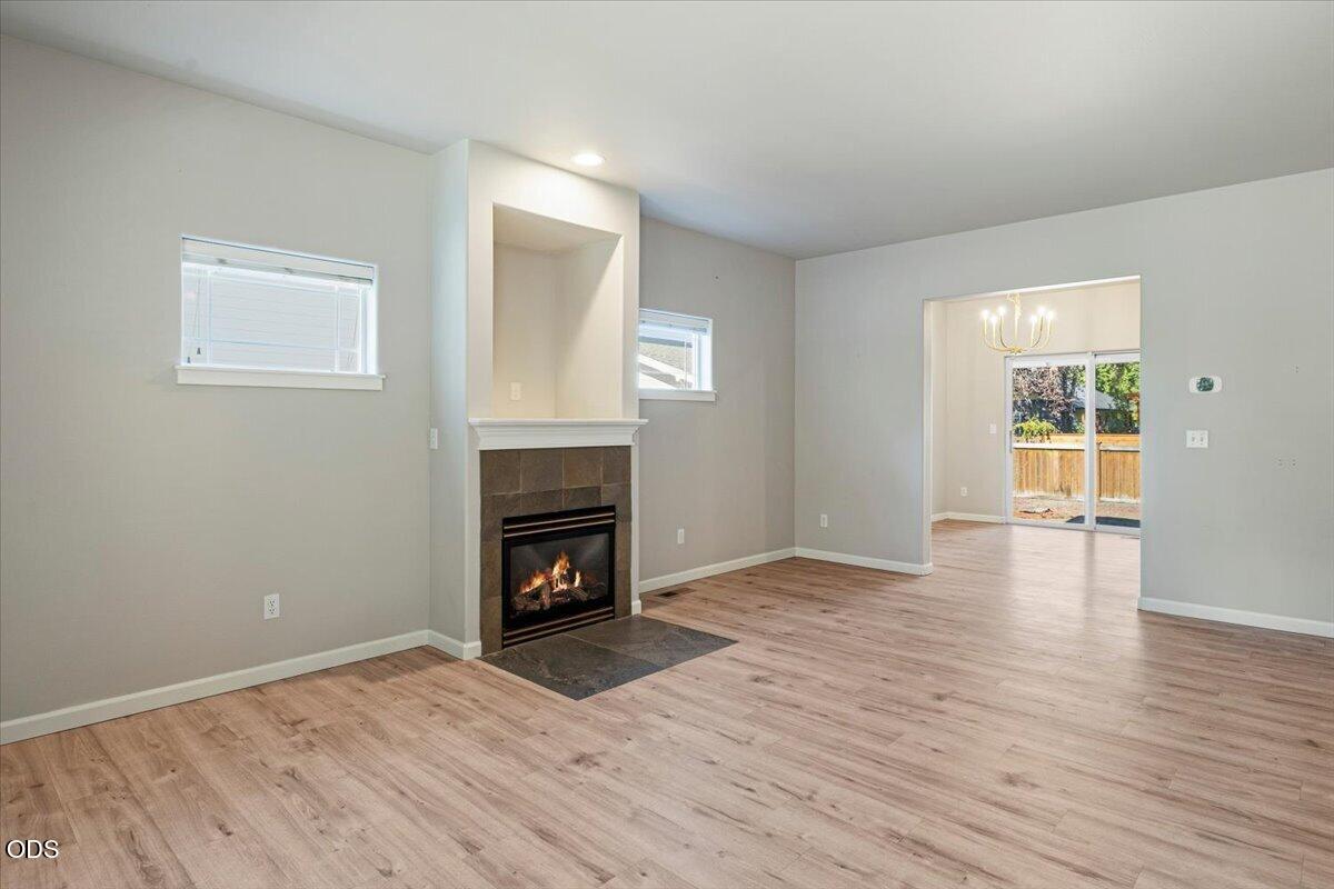 21328 Oakview Drive