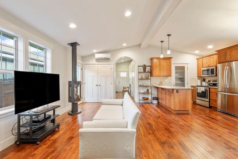 Tiny photo for 20298 Poe Sholes Drive, Bend, OR 97703 (MLS # 220211831)