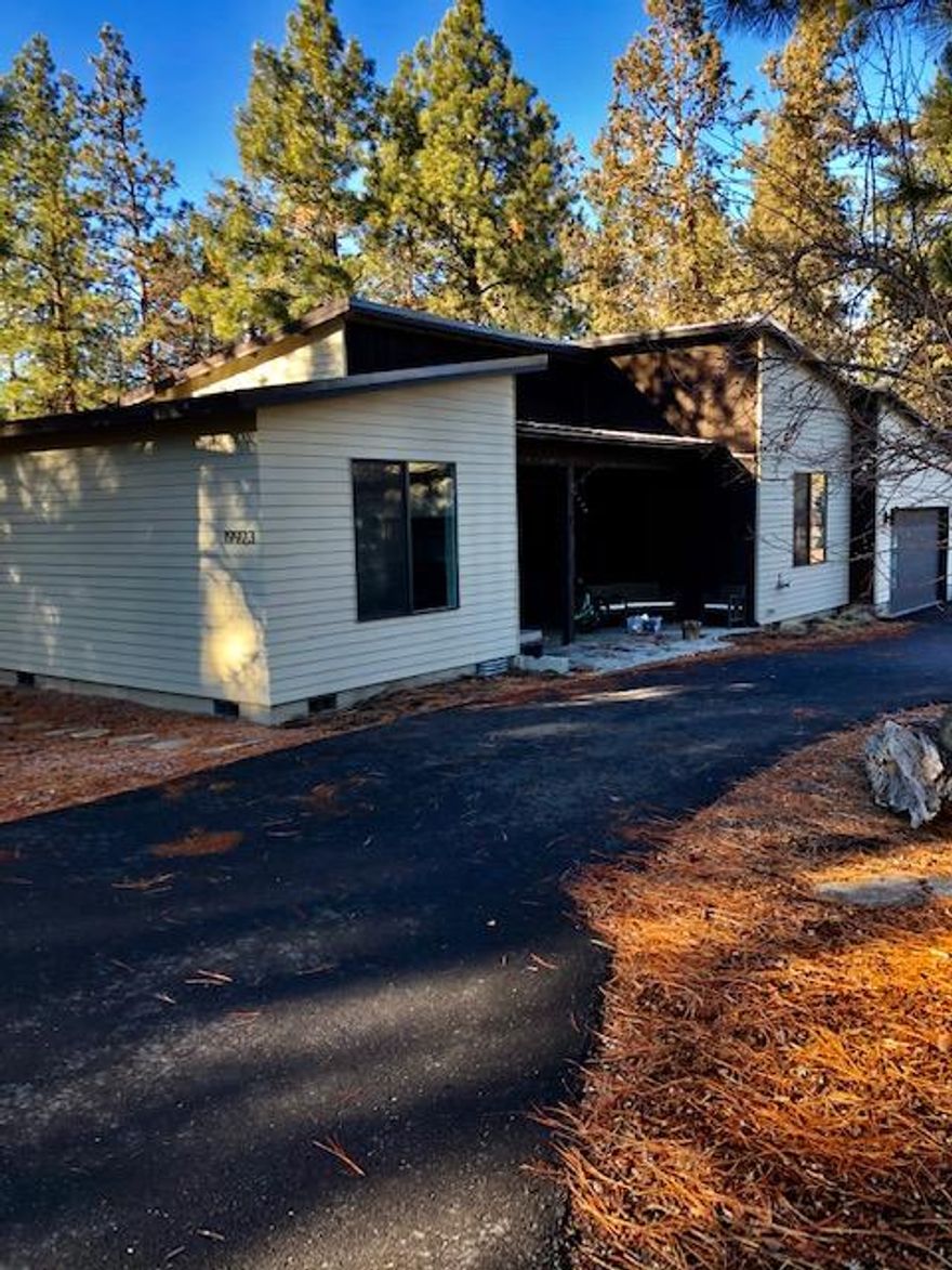 Entered for comps only. Call listing agent for any additional questions.