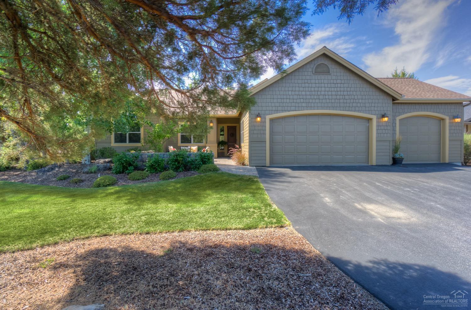 Eagle Crest - Residential