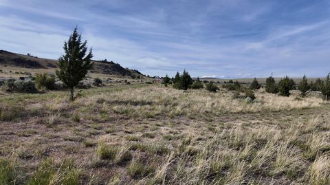 Tiny photo for Oregon 31 #600, Summer Lake, OR 97640 (MLS # 220221752)
