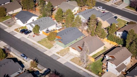 Tiny photo for 16470 Cassidy Drive, La Pine, OR 97739 (MLS # 220210506)