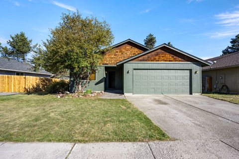 Tiny photo for 16470 Cassidy Drive, La Pine, OR 97739 (MLS # 220210506)