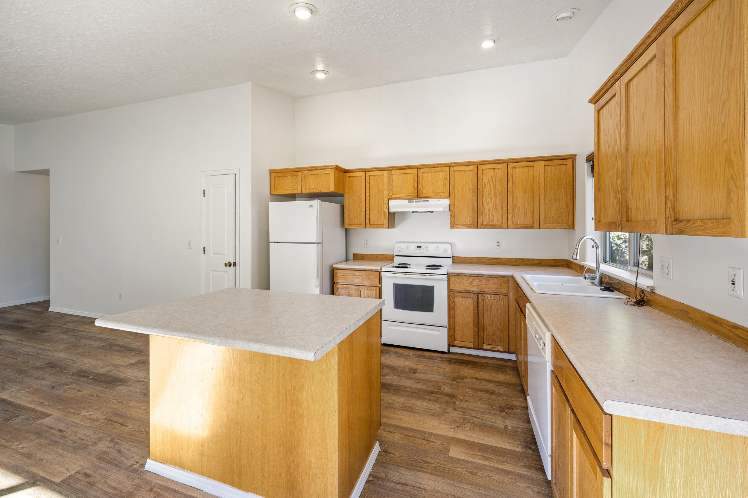 Huntington Meadows - Residential