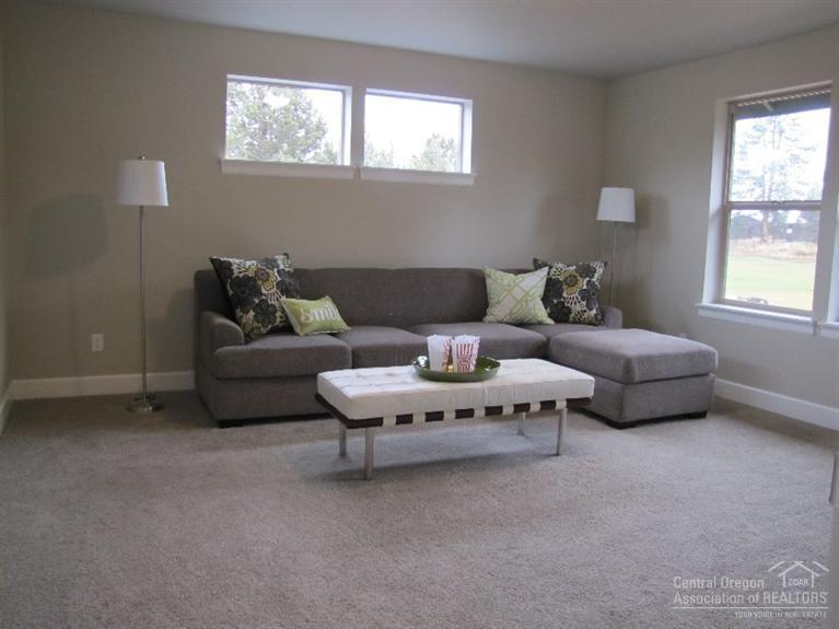 Reed Pointe - Residential