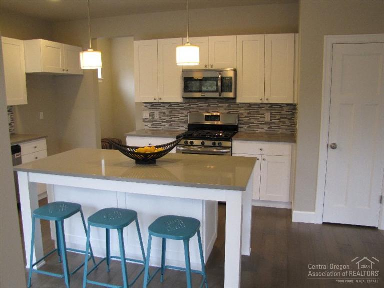 Reed Pointe - Residential