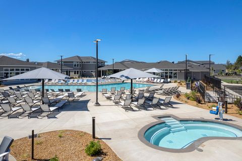 Tiny photo for 3095 NE Nipper Road, Bend, OR 97701 (MLS # 220212917)