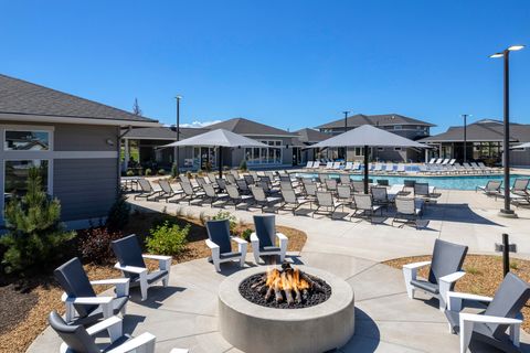 Tiny photo for 3095 NE Nipper Road, Bend, OR 97701 (MLS # 220212917)