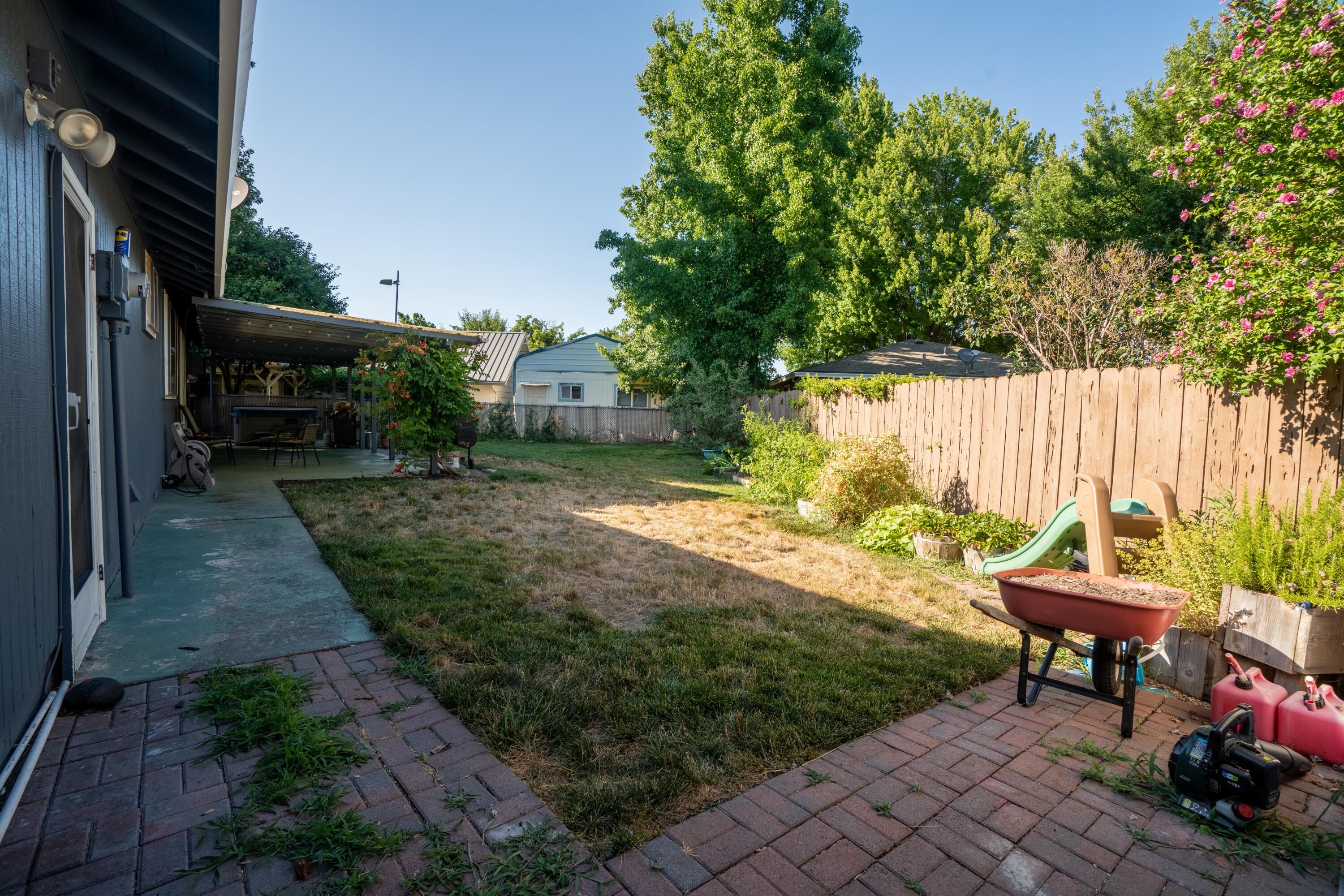 Valley Estates Unit No 2 - Residential