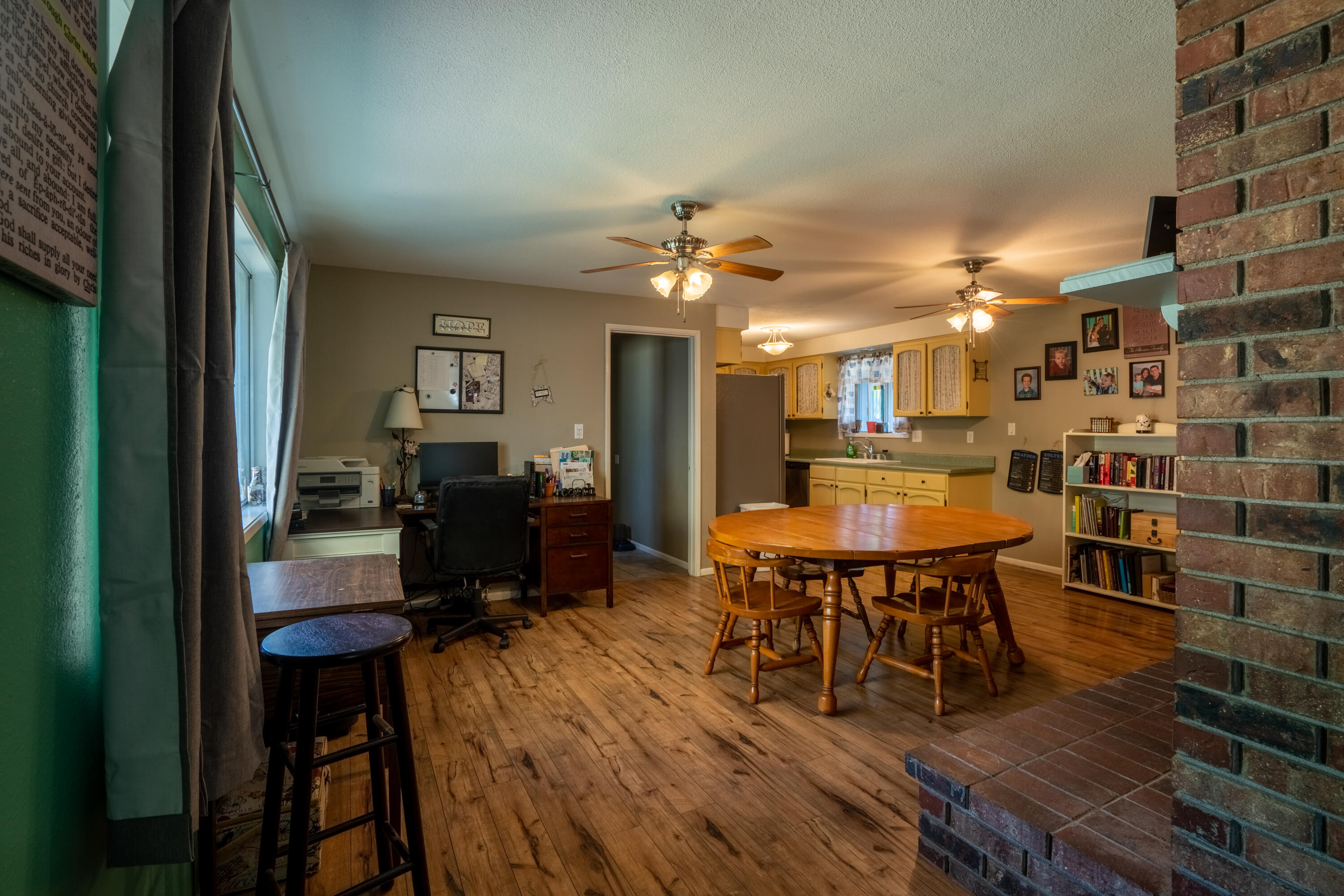 Valley Estates Unit No 2 - Residential