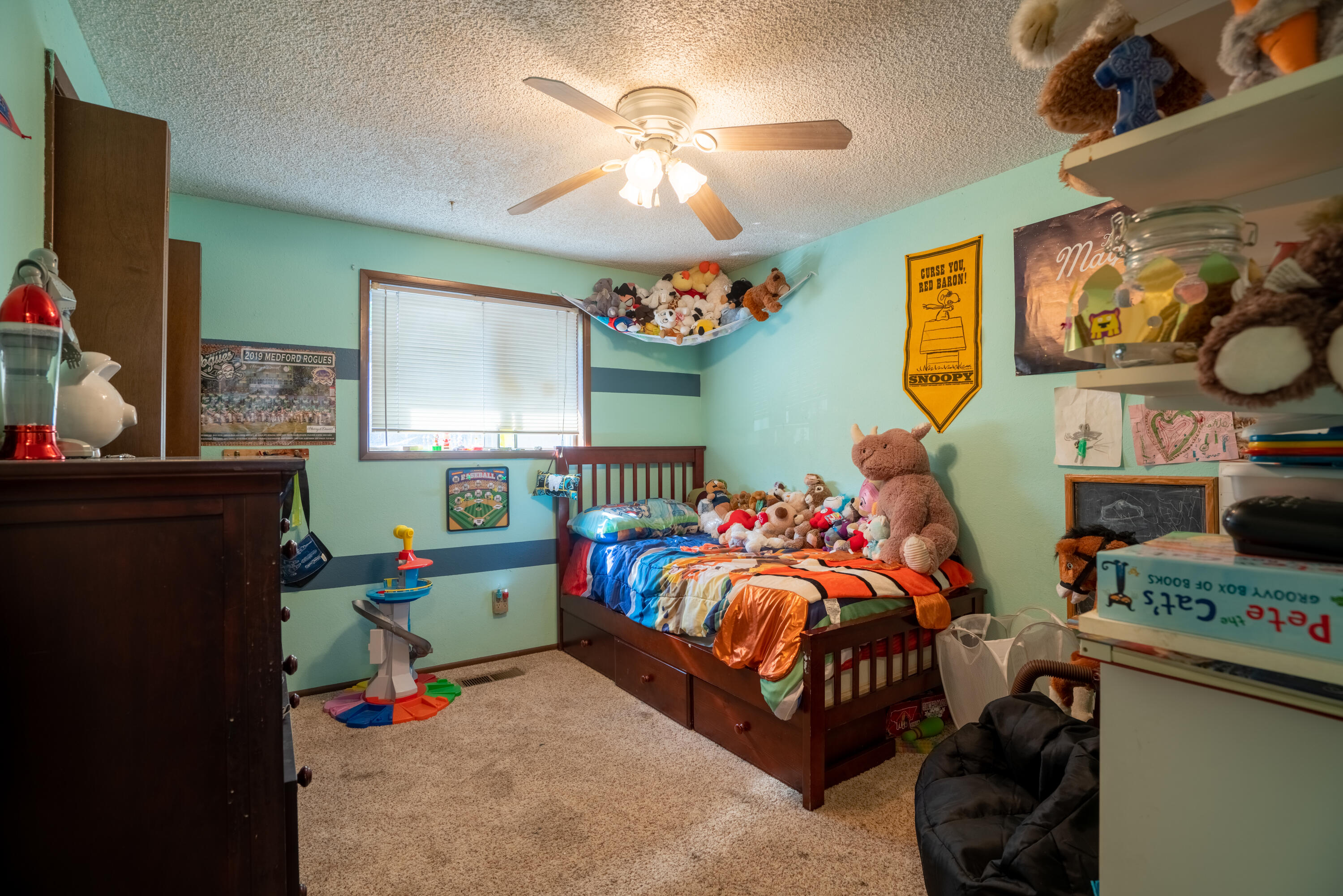 Valley Estates Unit No 2 - Residential