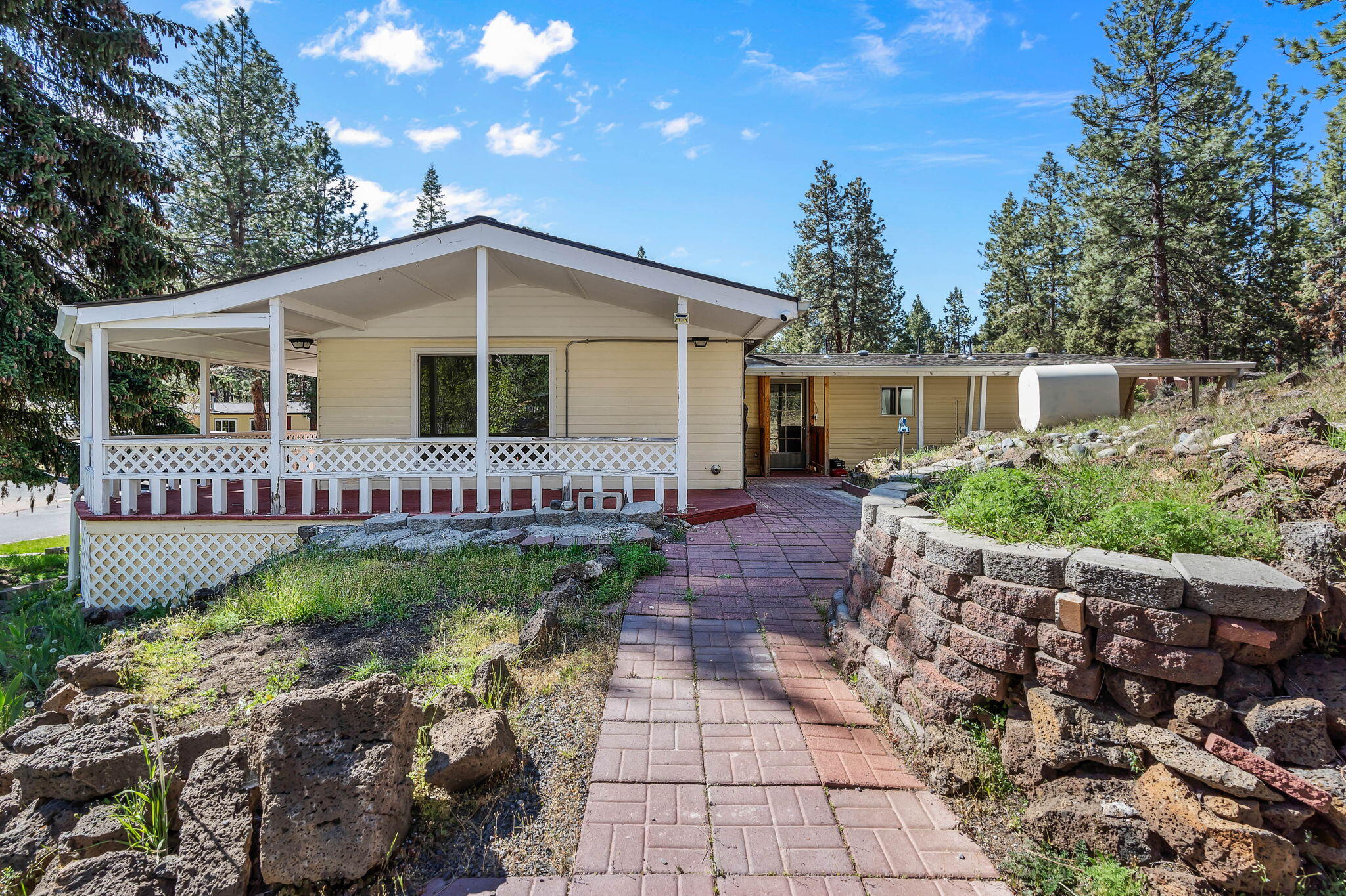 Romaine Village - Residential