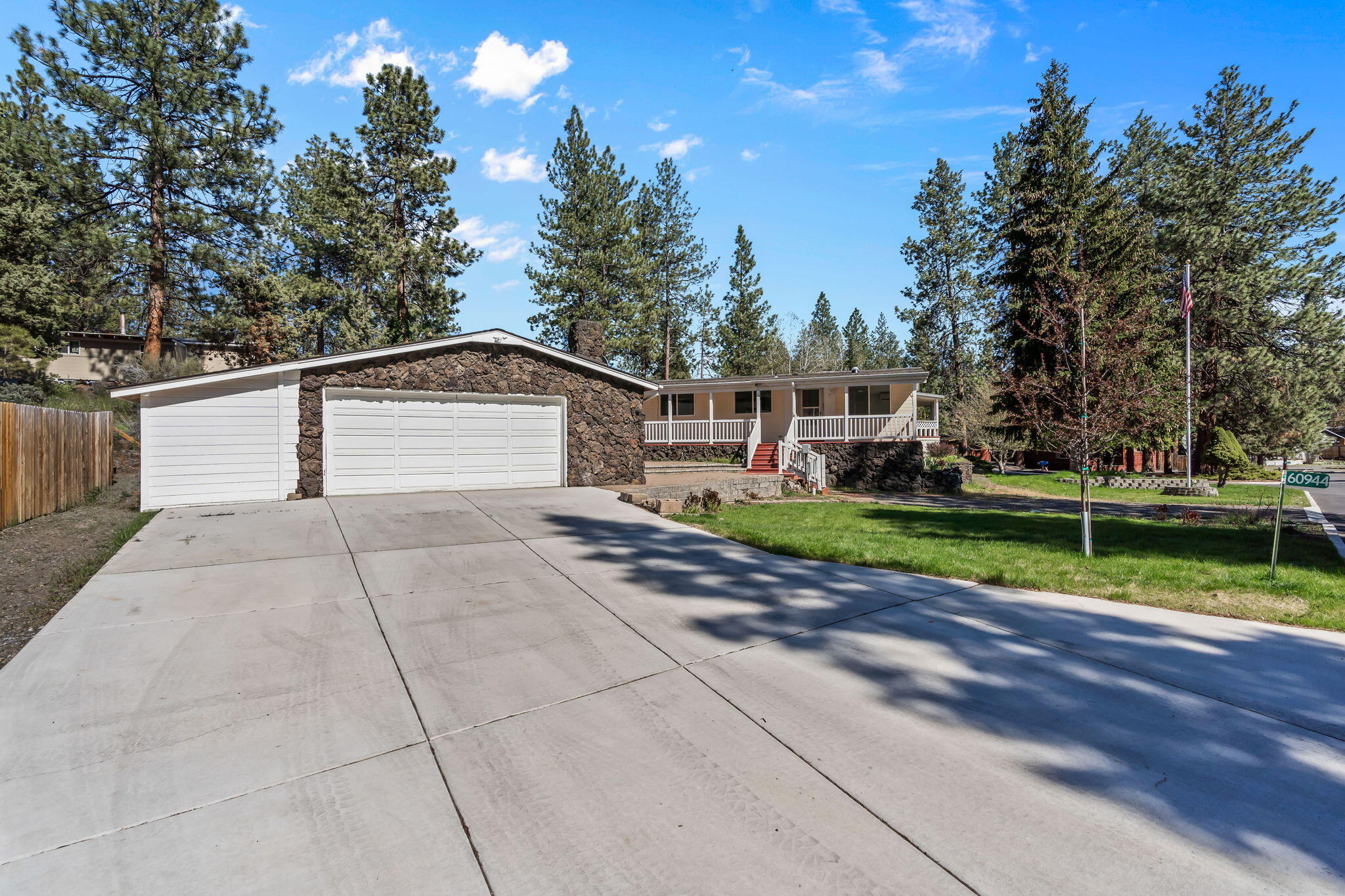 Romaine Village - Residential