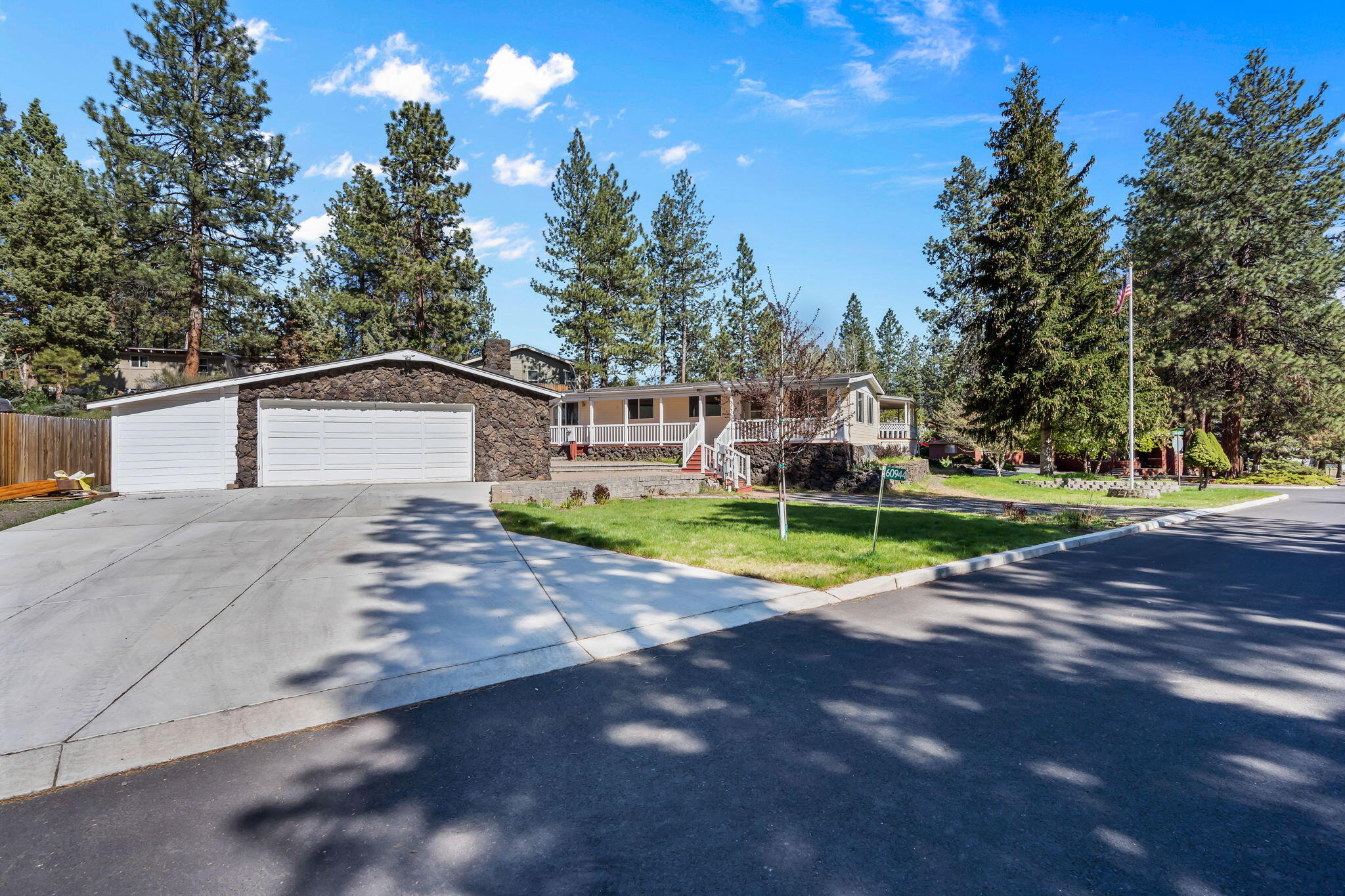 Romaine Village - Residential