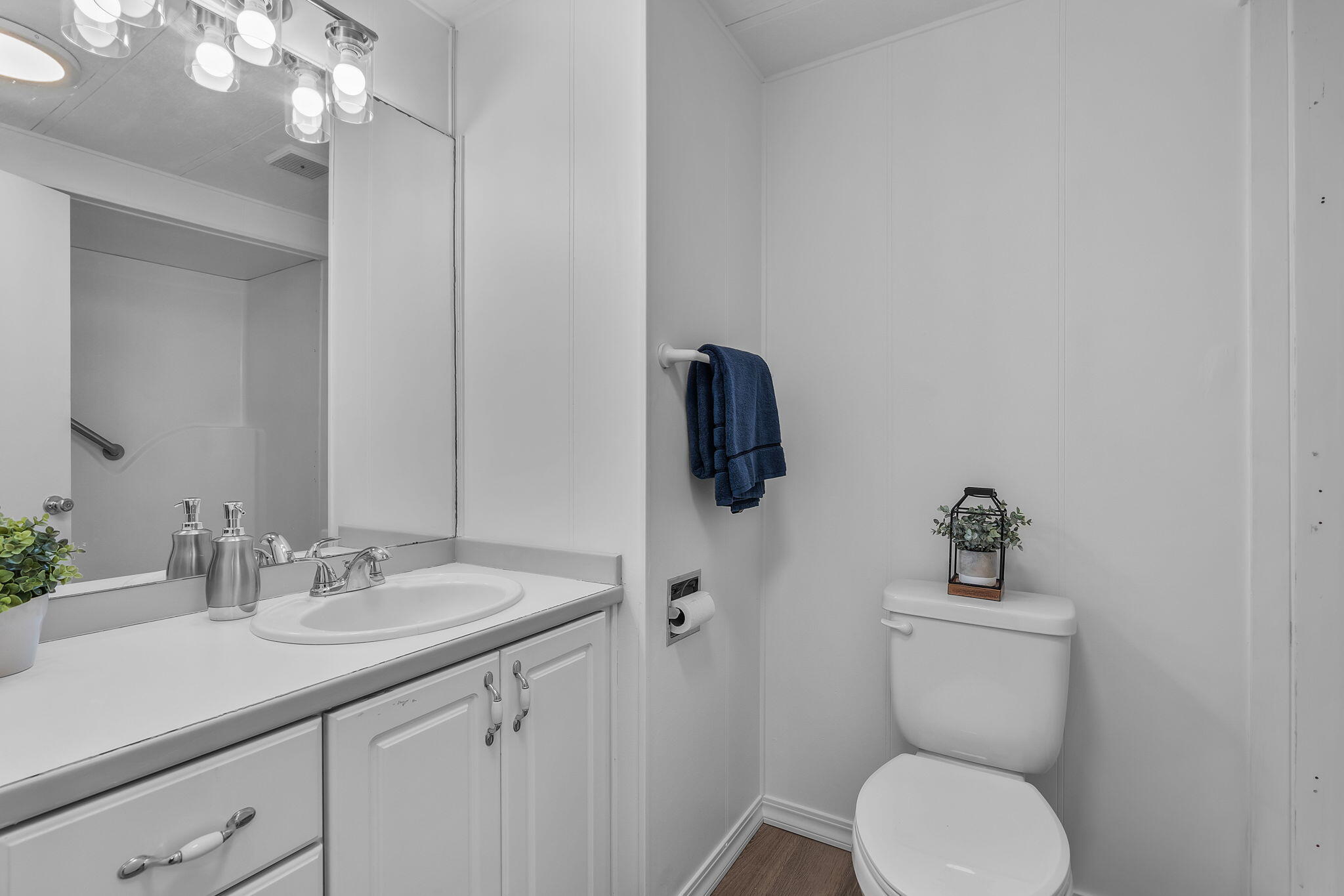 Romaine Village - Residential