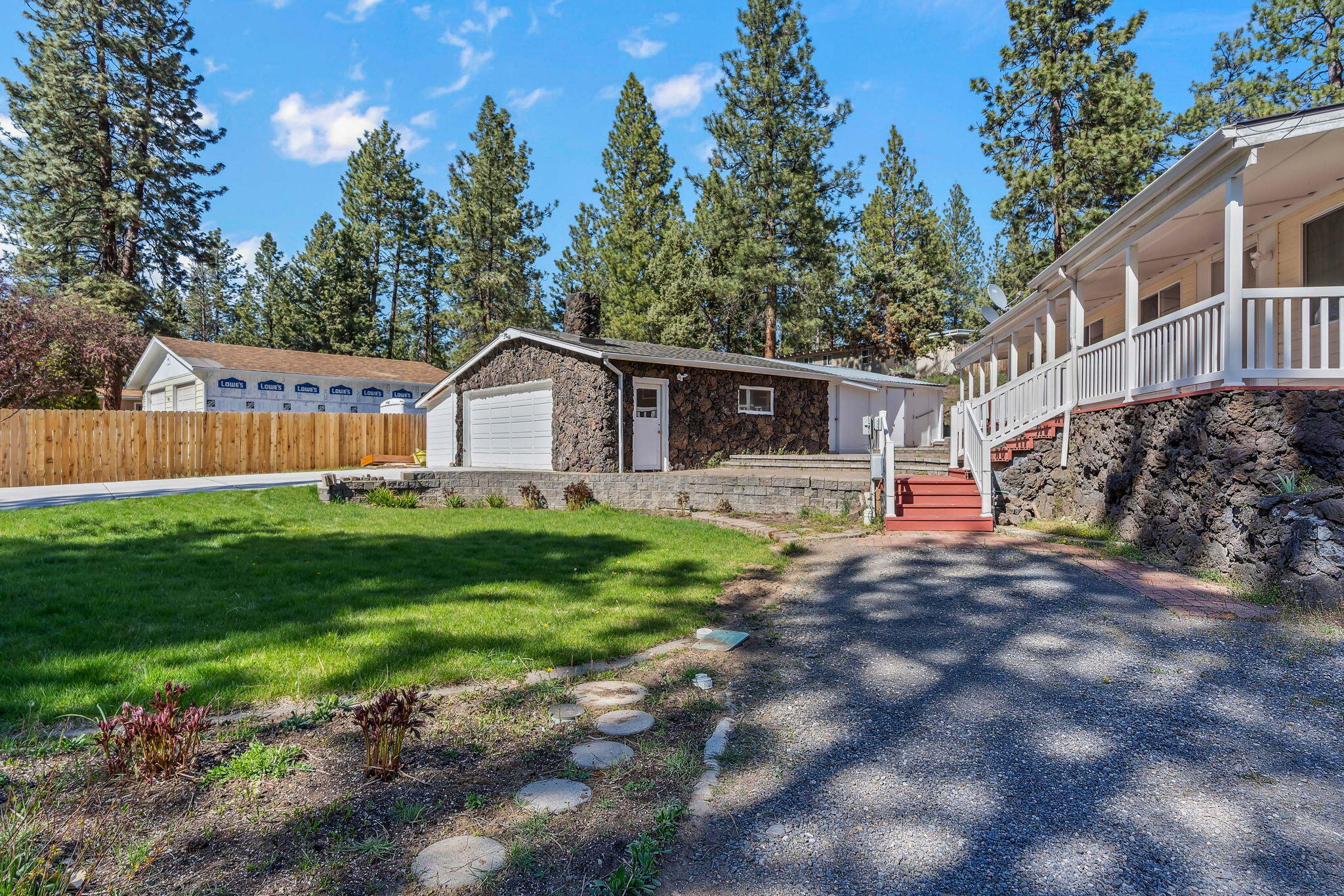 Romaine Village - Residential